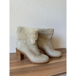 Chanel Shearling Suede Ankle Boots – Cream / Ivory – Fur Trim Size 37 1/2